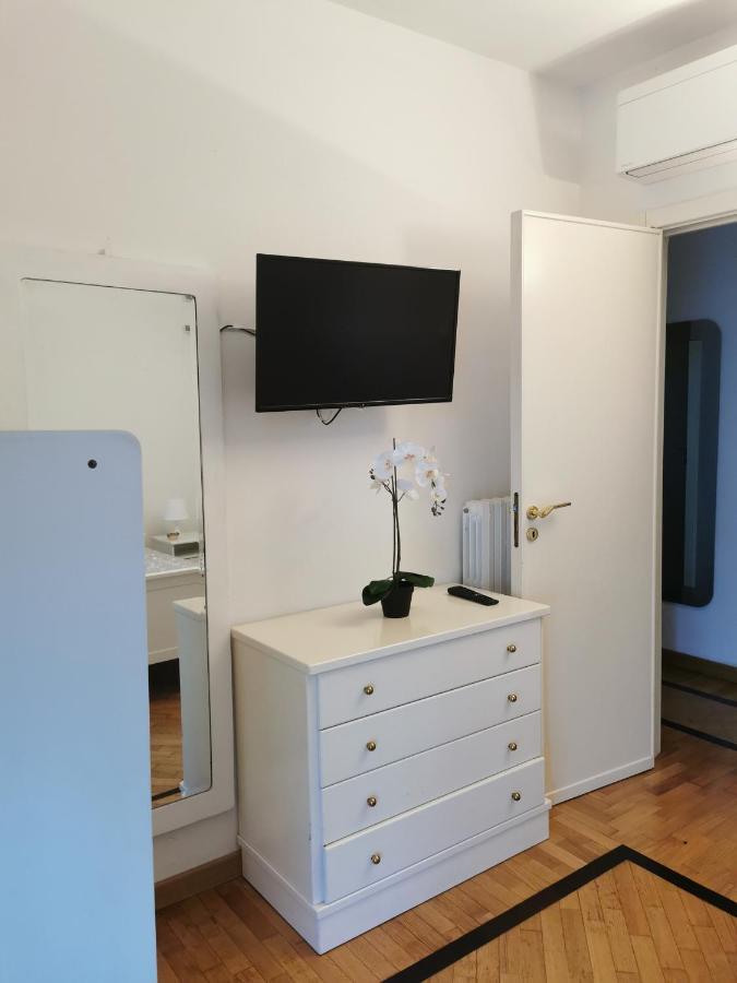 Apartament Brigida 5 Bari Zewnętrze zdjęcie